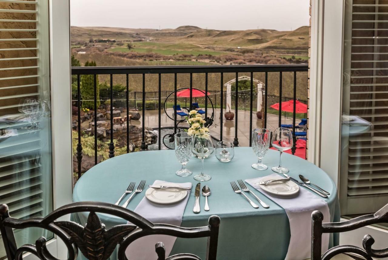 Cameo Heights Mansion And The Vine Fine Dining Restaurant Touchet Exterior foto