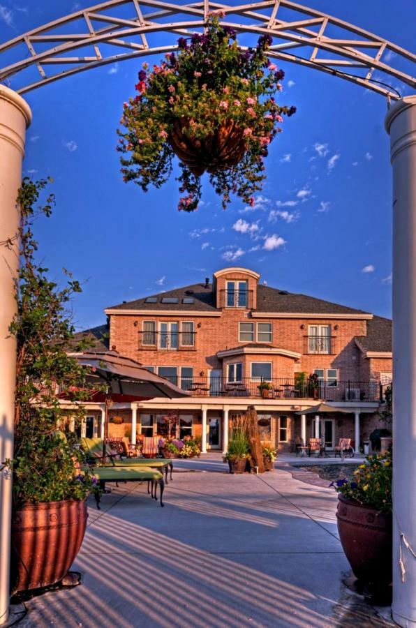Cameo Heights Mansion And The Vine Fine Dining Restaurant Touchet Exterior foto